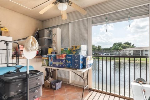 Condo in Fort Lauderdale, Florida, 2 bedrooms  № 1866523 - photo 12