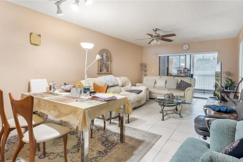 Condo in Fort Lauderdale, Florida, 2 bedrooms  № 1866523 - photo 24