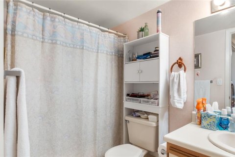 Condo in Fort Lauderdale, Florida, 2 bedrooms  № 1866523 - photo 7