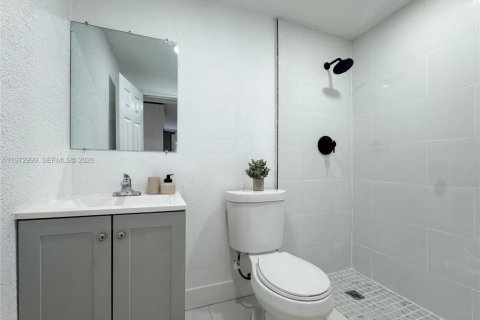 House in West Park, Florida 4 bedrooms № 2033199 - photo 14