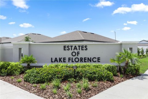 House in Winter Haven, Florida 4 bedrooms, 173.26 sq.m. № 1782483 - photo 28