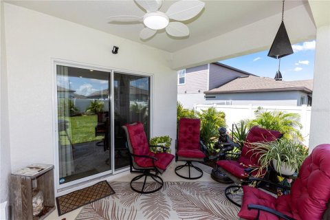 House in Winter Haven, Florida 4 bedrooms, 173.26 sq.m. № 1782483 - photo 23