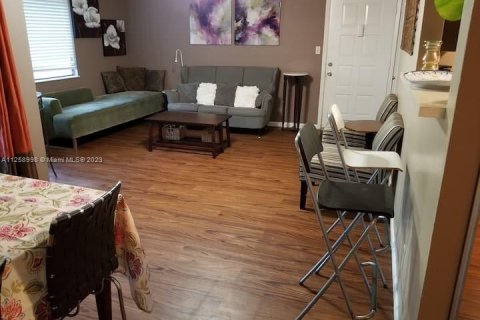 Купить кондоминиум в Тампа, Флорида 1 спальня, 74.32м2, № 1958282 - фото 4