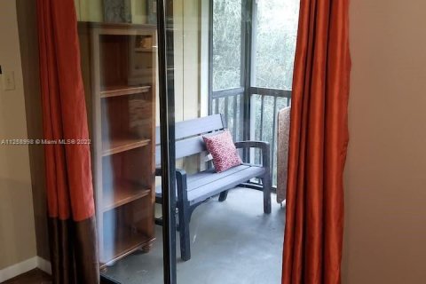 Купить кондоминиум в Тампа, Флорида 1 спальня, 74.32м2, № 1958282 - фото 12