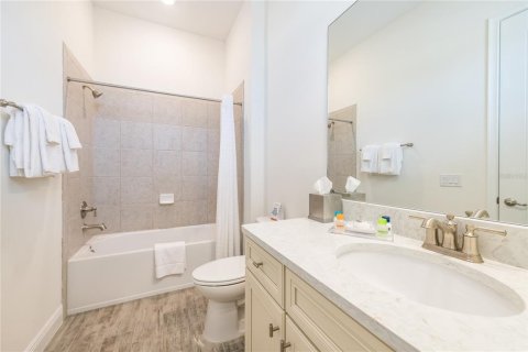 Casa en venta en Kissimmee, Florida, 2 dormitorios, 121.24 m2 № 2384244 - foto 14