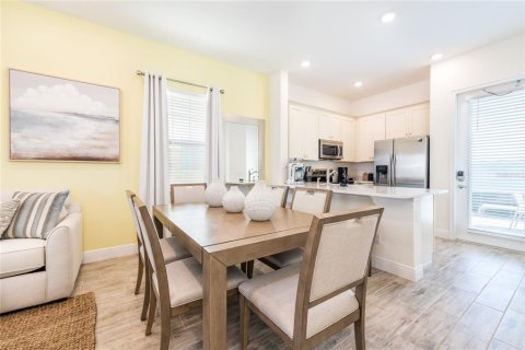 Casa en venta en Kissimmee, Florida, 2 dormitorios, 121.24 m2 № 2384244 - foto 5