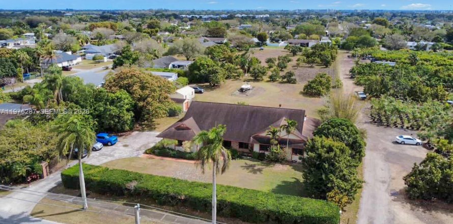 Casa en Homestead, Florida 4 dormitorios, 289.2 m2 № 2038535