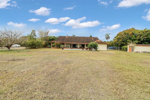 Casa en venta en Homestead, Florida, 4 dormitorios, 289.2 m2 № 2038535 - foto 7