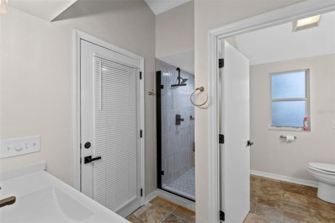 House in Kissimmee, Florida 4 bedrooms, 219.81 sq.m. № 2349158 - photo 15