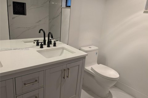 Купить кондоминиум в Майами, Флорида 6 комнат, 119.57м2, № 2085796 - фото 14