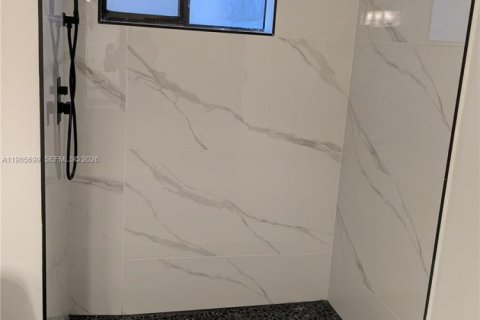 Купить кондоминиум в Майами, Флорида 6 комнат, 119.57м2, № 2085796 - фото 5