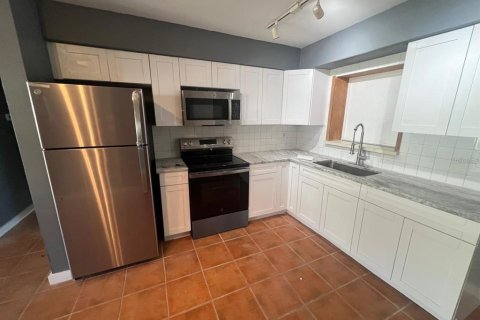 Villa ou maison à Saint Petersburg, Floride 4 chambres, 128.95 m2 № 2385723