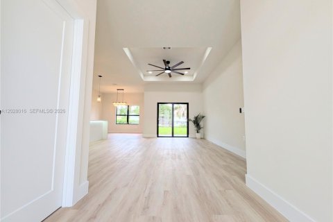 Casa en venta en North Port, Florida, 4 dormitorios, 161.74 m2 № 2087946 - foto 6