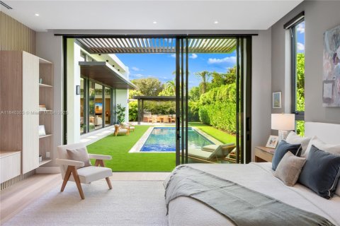 Villa ou maison à vendre à Biscayne Park, Floride: 4 chambres № 1939827 - photo 12