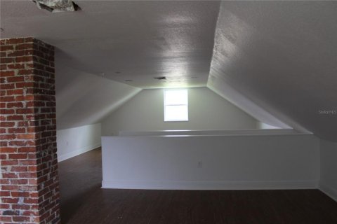 House in Fort Meade, Florida 5 bedrooms, 283.91 sq.m. № 1786321 - photo 17