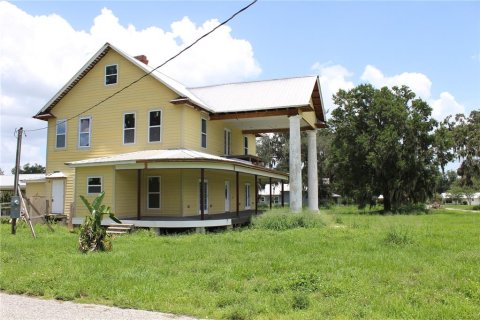 House in Fort Meade, Florida 5 bedrooms, 283.91 sq.m. № 1786321 - photo 4