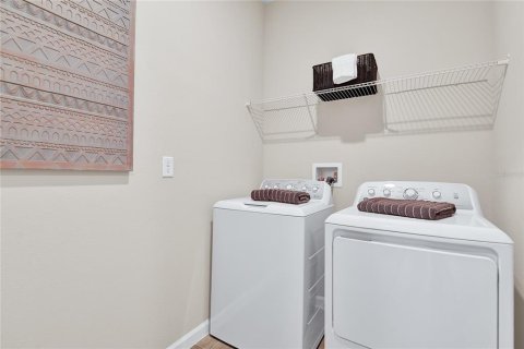 Villa ou maison à vendre à Tavares, Floride: 4 chambres, 192.31 m2 № 1757312 - photo 16
