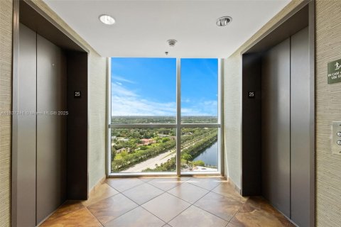 Condominio en venta en Sunrise, Florida, 3 dormitorios, 143.63 m2 № 1821882 - foto 20