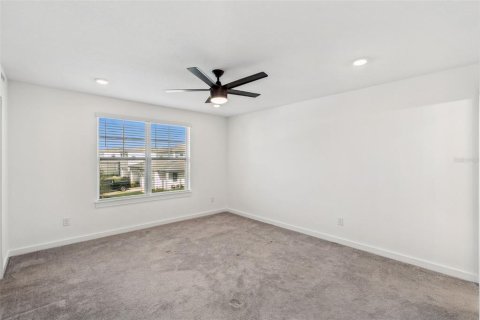Townhouse in Winter Garden, Florida 3 bedrooms, 147.16 sq.m. № 1914314 - photo 9