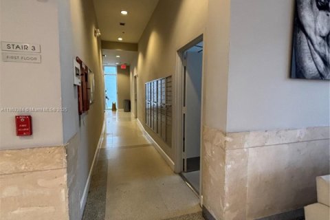 Copropriété à louer à Miami Beach, Floride: 1 chambre, 60.48 m2 № 1961639 - photo 13