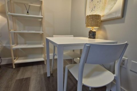 Copropriété à louer à Miami Beach, Floride: 1 chambre, 60.48 m2 № 1961639 - photo 25