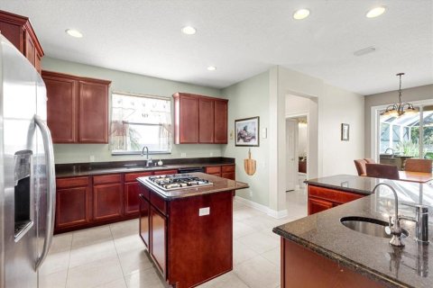 House in Dunedin, Florida 4 bedrooms, 343.55 sq.m. № 1815587 - photo 16