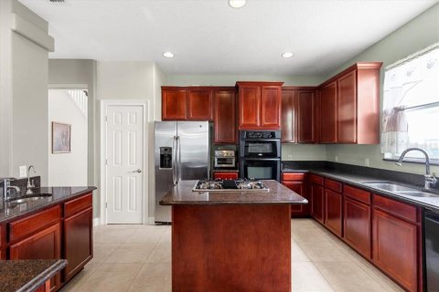 House in Dunedin, Florida 4 bedrooms, 343.55 sq.m. № 1815587 - photo 15
