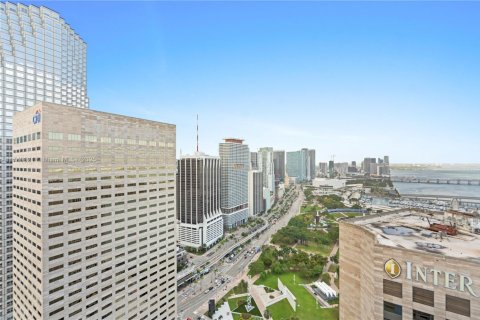 Condo in Miami, Florida, 1 bedroom  № 1499620 - photo 17
