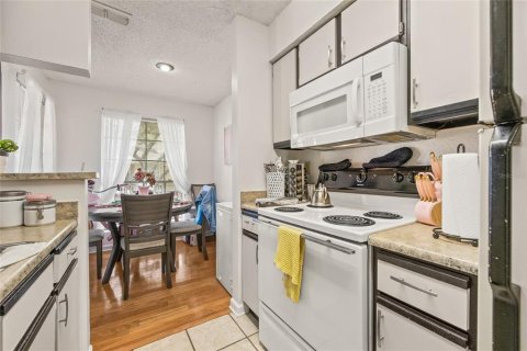 Condominio en venta en Tampa, Florida, 1 dormitorio, 63.55 m2 № 1568726 - foto 12