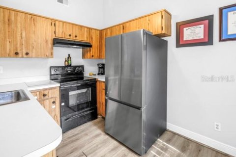 House in Palm Harbor, Florida 2 bedrooms, 74.04 sq.m. № 2225120 - photo 7