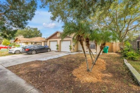 House in Palm Harbor, Florida 2 bedrooms, 74.04 sq.m. № 2225120 - photo 28