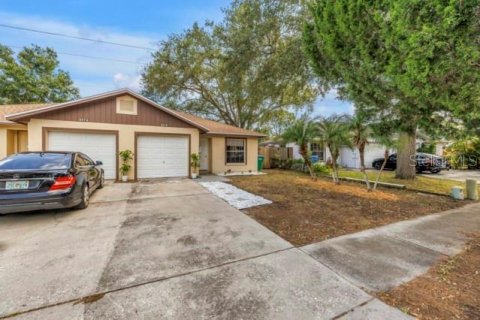 House in Palm Harbor, Florida 2 bedrooms, 74.04 sq.m. № 2225120 - photo 26