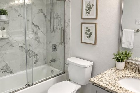 Condo in Casselberry, Florida, 1 bedroom № 2371645 - photo 17