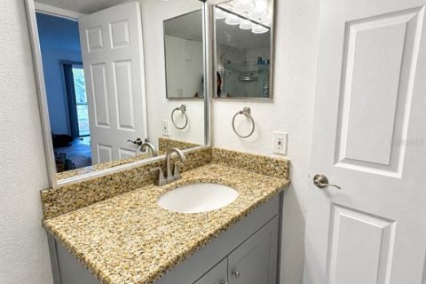 Condo in Casselberry, Florida, 1 bedroom № 2371645 - photo 19
