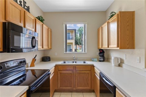 Townhouse in Kissimmee, Florida 4 bedrooms, 133.78 sq.m. № 1805219 - photo 13