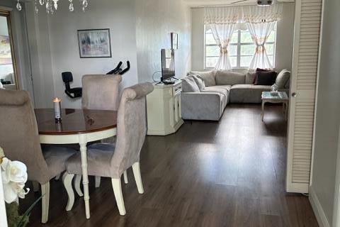 Condo in Lauderhill, Florida, 2 bedrooms  № 2083772 - photo 5