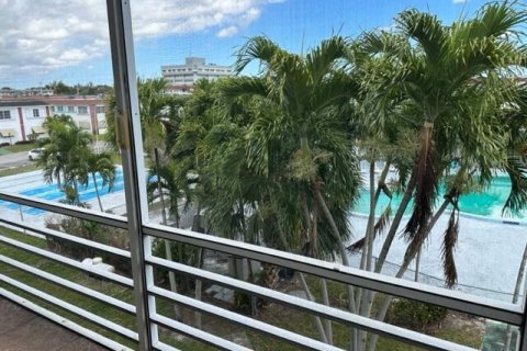 Condo in Lauderhill, Florida, 2 bedrooms  № 2083772 - photo 24