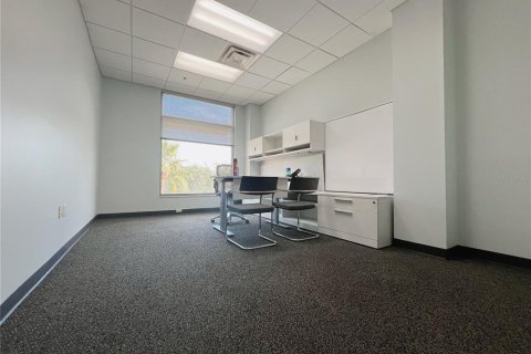 Immobilier commercial à louer à Celebration, Floride: 3304.91 m2 № 1910487 - photo 2
