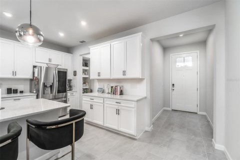 Touwnhouse à vendre à Odessa, Floride: 3 chambres, 159.42 m2 № 2210528 - photo 7