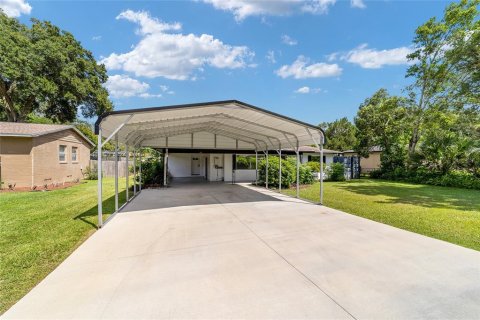 Villa ou maison à vendre à Ocala, Floride: 2 chambres, 117.34 m2 № 1917773 - photo 2