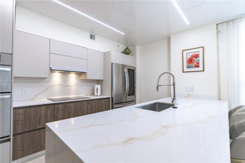 Condo in Sunny Isles Beach, Florida, 3 bedrooms  № 1889848 - photo 29