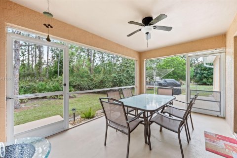 Villa ou maison à vendre à Lehigh Acres, Floride: 3 chambres, 132.2 m2 № 2021957 - photo 15