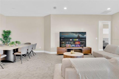 Villa ou maison à vendre à Orlando, Floride: 5 chambres, 348.1 m2 № 2227178 - photo 4