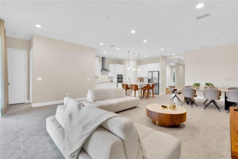 Villa ou maison à vendre à Orlando, Floride: 5 chambres, 348.1 m2 № 2227178 - photo 2