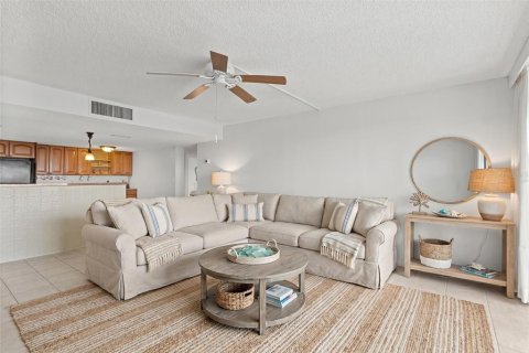 Copropriété à vendre à Treasure Island, Floride: 3 chambres, 165.37 m2 № 2091947 - photo 3