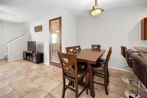 Adosado en venta en New Port Richey, Florida, 3 dormitorios, 158.86 m2 № 1871025 - foto 8
