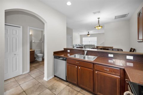 Adosado en venta en New Port Richey, Florida, 3 dormitorios, 158.86 m2 № 1871025 - foto 14