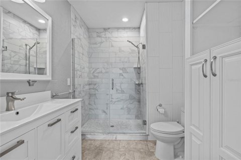 Condo in New Smyrna Beach, Florida, 2 bedrooms  № 2398550 - photo 26