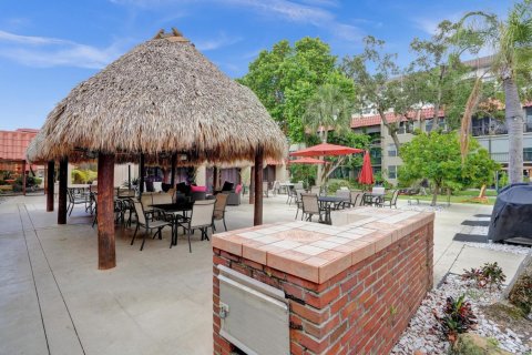 Copropriété à louer à Pompano Beach, Floride: 2 chambres, 106.19 m2 № 1216230 - photo 1