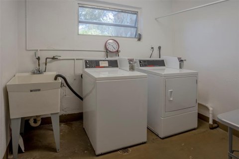 Condo in Saint Petersburg, Florida, 1 bedroom  № 2148438 - photo 22